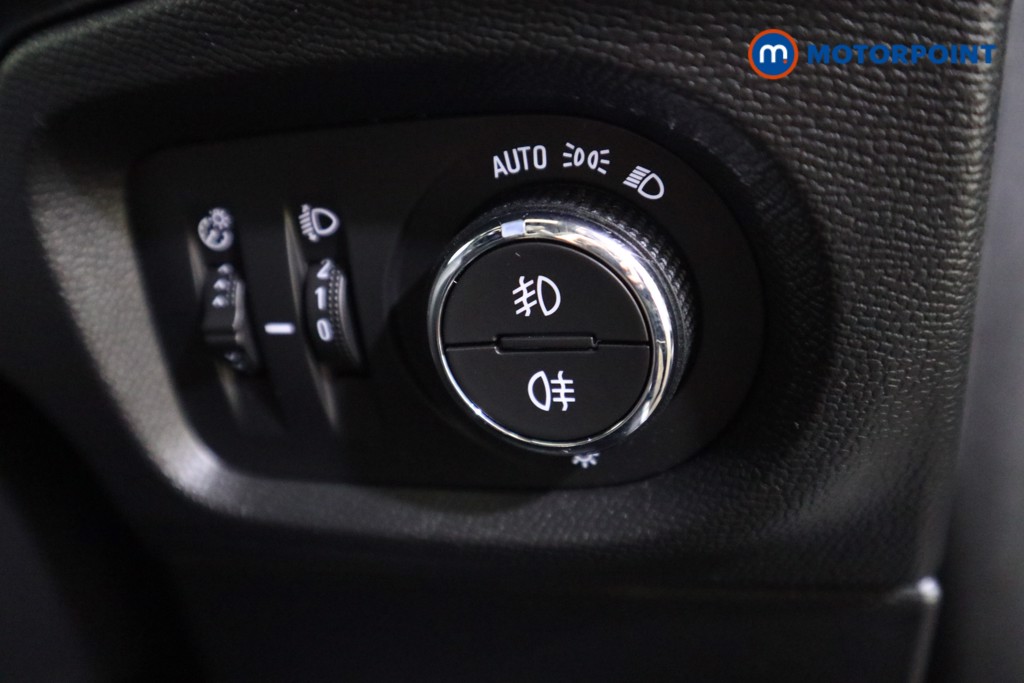 Vauxhall Corsa Sri Edition Automatic Petrol Hatchback - Stock Number (1608938) - 11th supplementary image