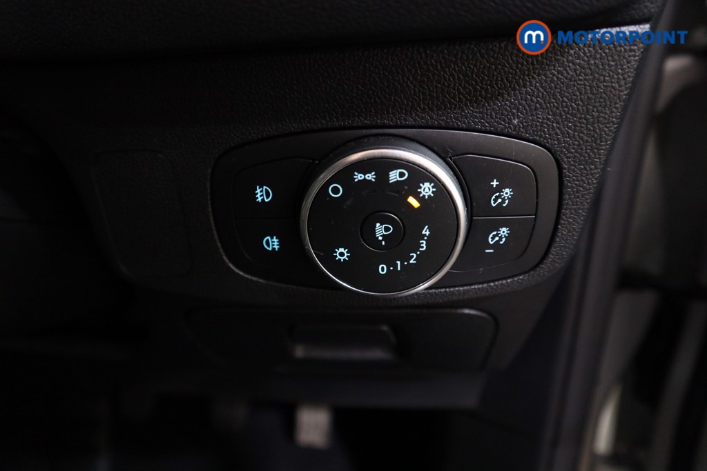 Ford Focus Active X Manual Petrol Hatchback - Stock Number (1608976) - 11th supplementary image