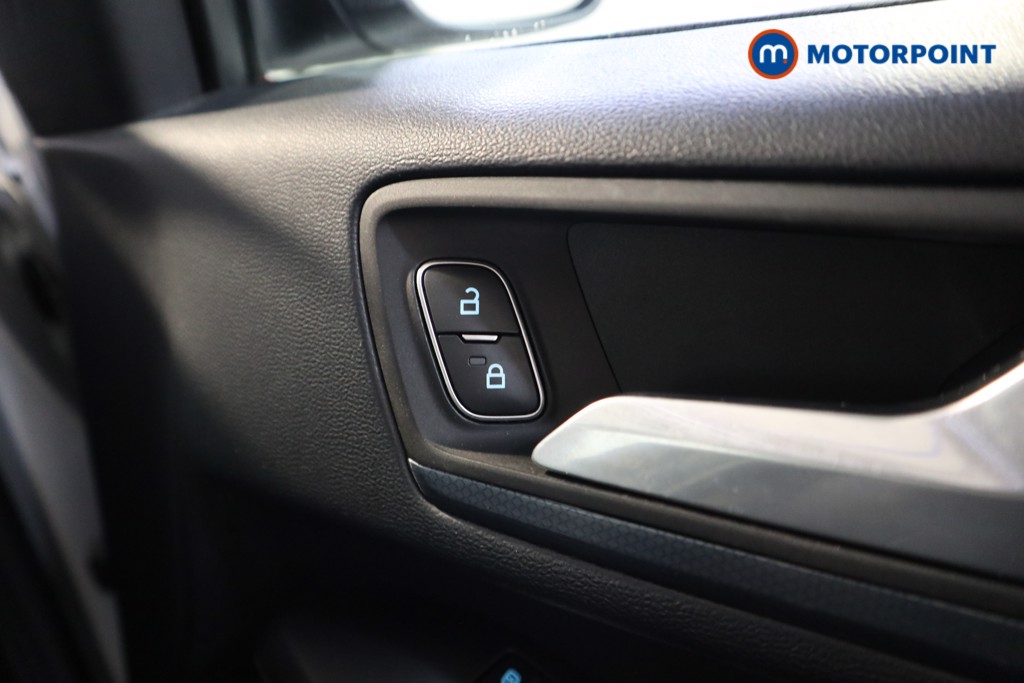 Ford Focus Active X Manual Petrol Hatchback - Stock Number (1608976) - 12th supplementary image