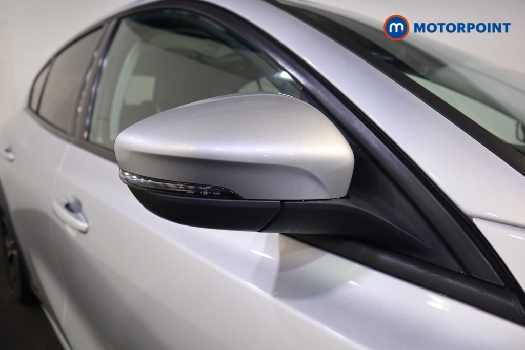 Ford Focus Active X Manual Petrol Hatchback - Stock Number (1608976) - 29th supplementary image