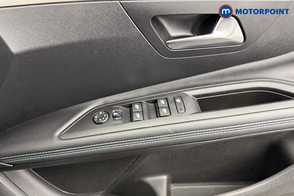 Peugeot 3008 Allure Automatic Petrol Plug-In Hybrid SUV - Stock Number (1609243) - 16th supplementary image