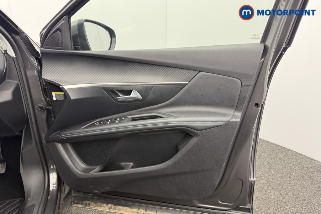 Peugeot 3008 Allure Automatic Petrol Plug-In Hybrid SUV - Stock Number (1609243) - 17th supplementary image