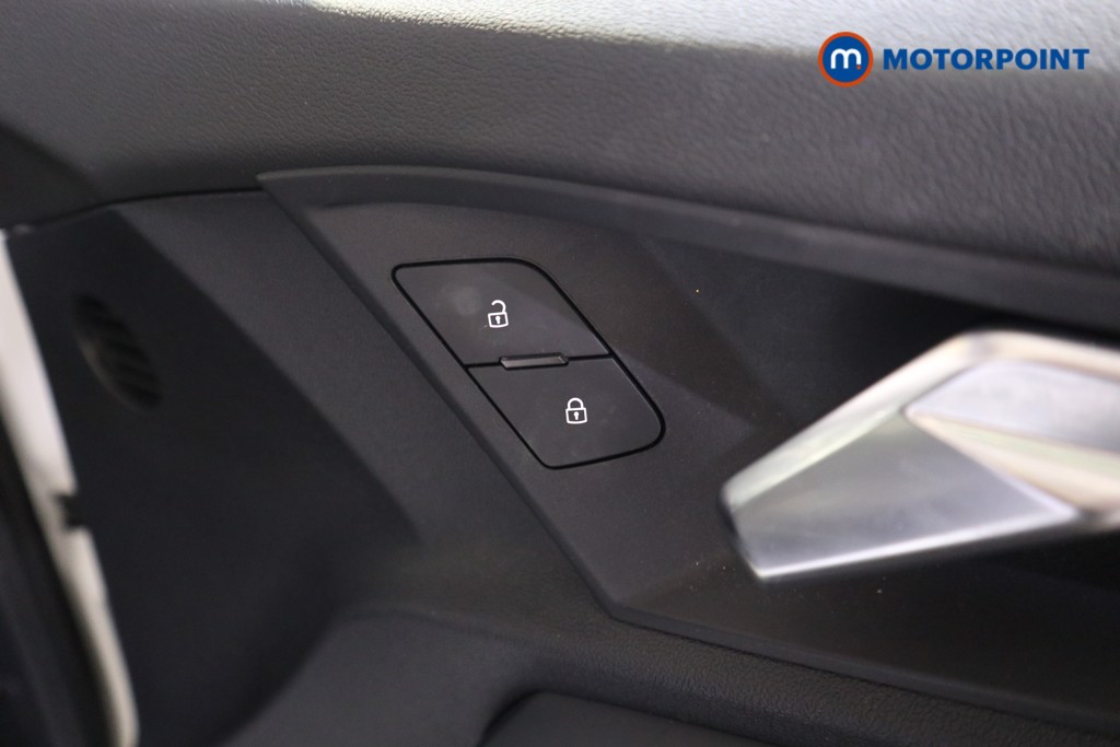 Audi A3 S Line Automatic Petrol Hatchback - Stock Number (1609907) - 12th supplementary image