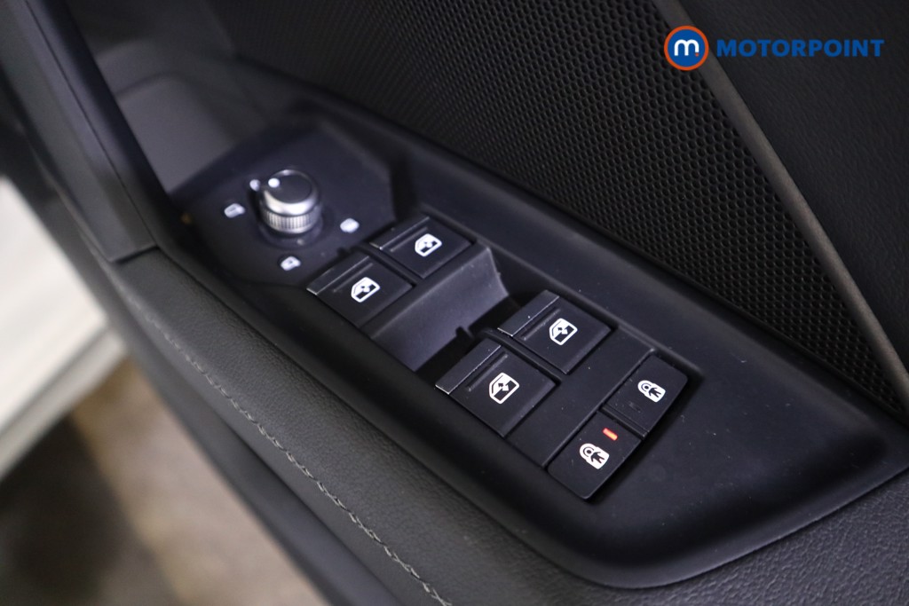 Audi A3 S Line Automatic Petrol Hatchback - Stock Number (1609907) - 13th supplementary image