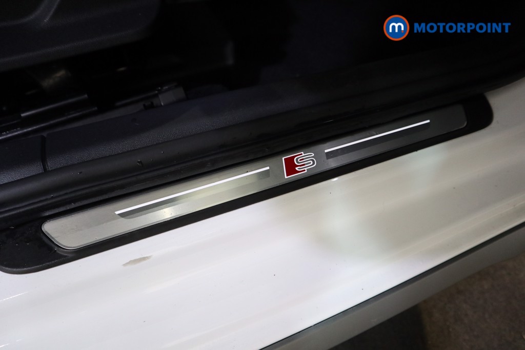 Audi A3 S Line Automatic Petrol Hatchback - Stock Number (1609907) - 14th supplementary image