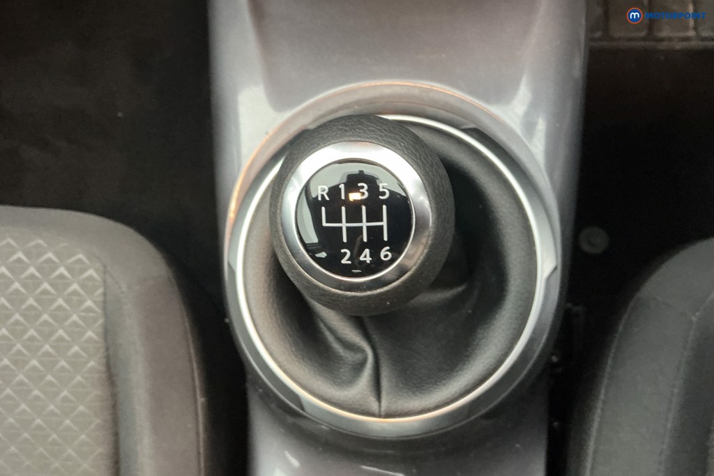 Nissan Juke Acenta Manual Petrol SUV - Stock Number (1610260) - 16th supplementary image