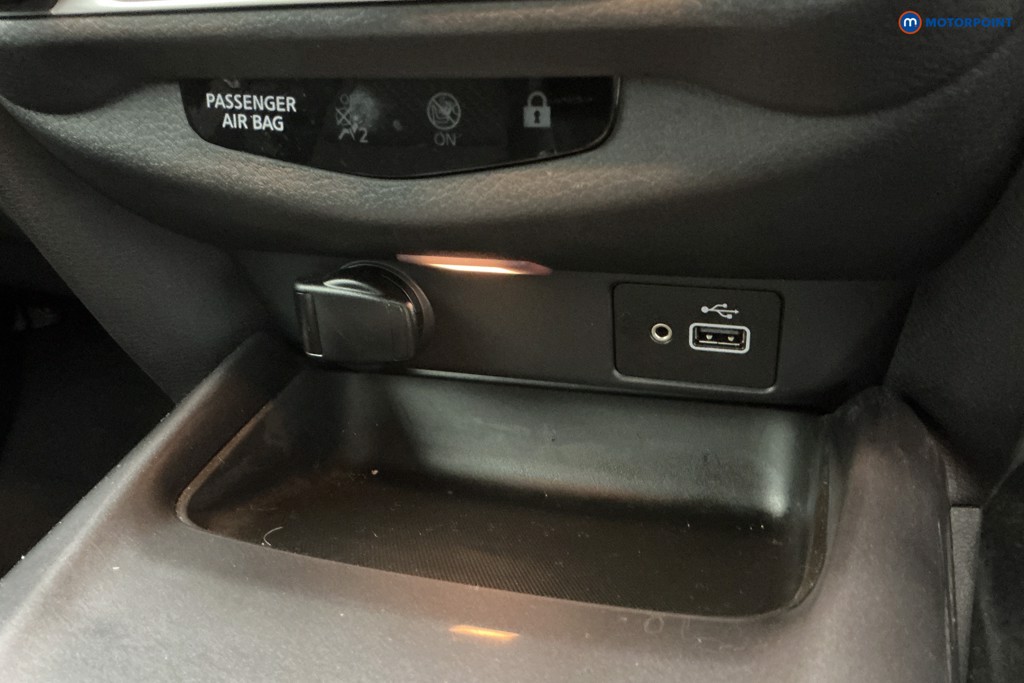 Nissan Juke Acenta Manual Petrol SUV - Stock Number (1610260) - 17th supplementary image