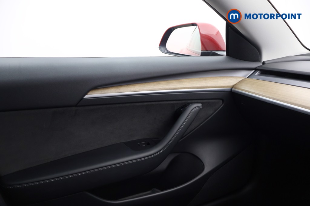 Tesla Model 3 Long Range Automatic Electric Saloon - Stock Number (1610304) - 6th supplementary image