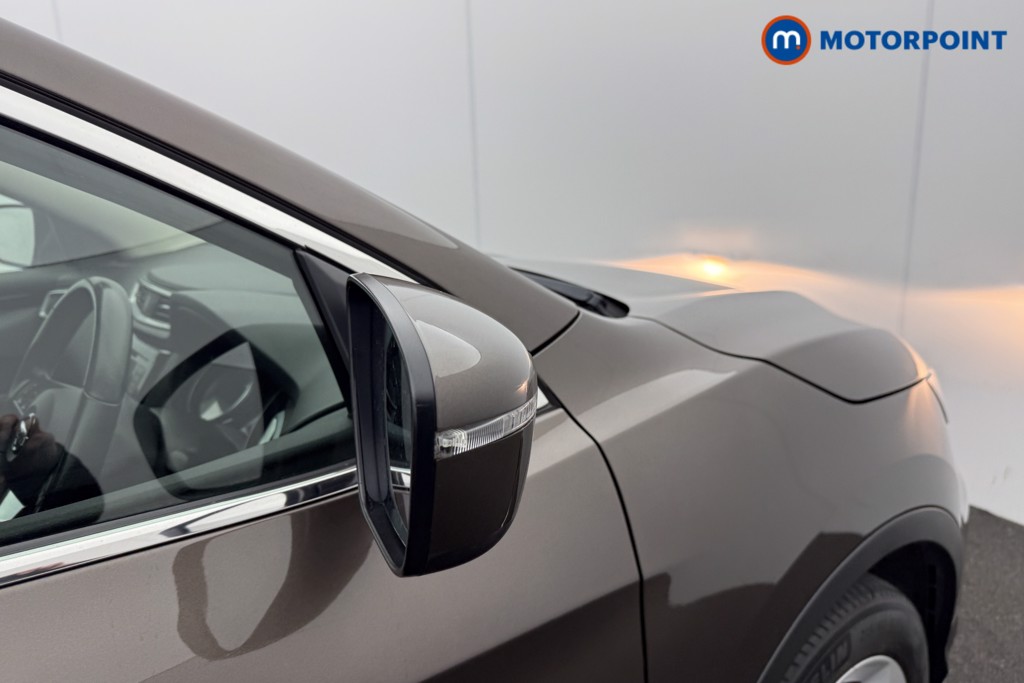 Nissan Qashqai Acenta Premium Manual Petrol SUV - Stock Number (1610321) - 18th supplementary image