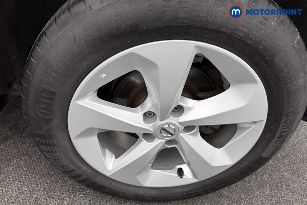 Nissan Qashqai Acenta Premium Manual Petrol SUV - Stock Number (1610321) - 30th supplementary image