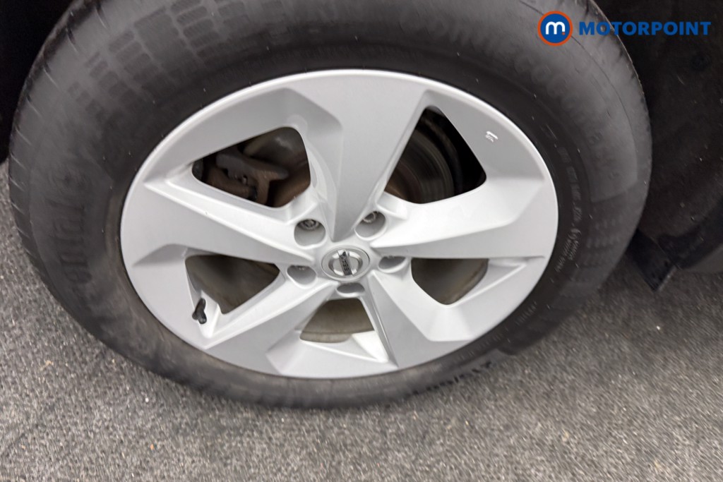 Nissan Qashqai Acenta Premium Manual Petrol SUV - Stock Number (1610321) - 31st supplementary image