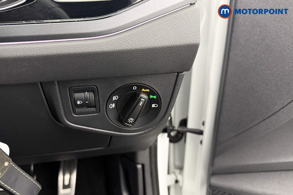 Volkswagen Taigo R-Line Automatic Petrol SUV - Stock Number (1610377) - 16th supplementary image