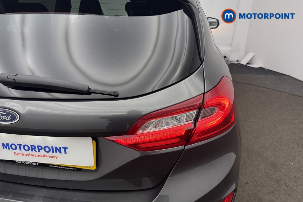 Ford Fiesta Titanium Manual Petrol Hatchback - Stock Number (1610548) - 8th supplementary image