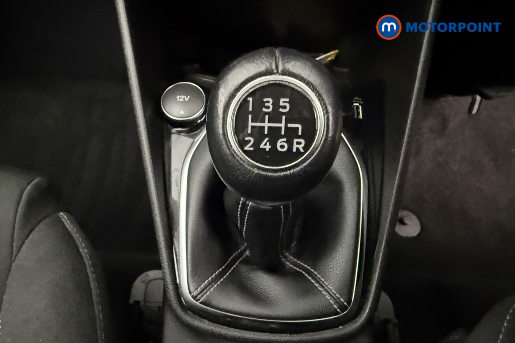 Ford Fiesta Titanium Manual Petrol Hatchback - Stock Number (1610548) - 20th supplementary image