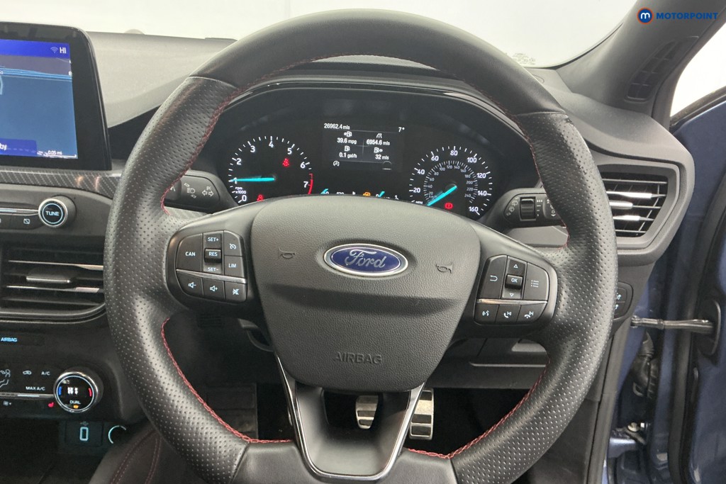 Ford Focus St-Line X Manual Petrol Hatchback - Stock Number (1610665) - 6th supplementary image