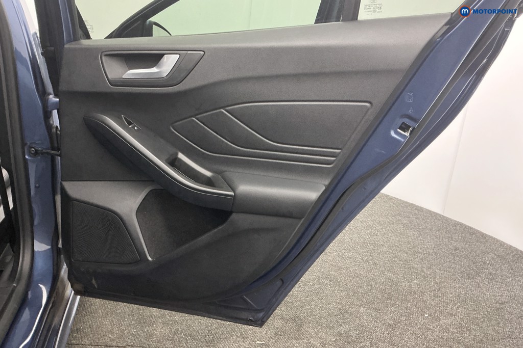 Ford Focus St-Line X Manual Petrol Hatchback - Stock Number (1610665) - 28th supplementary image