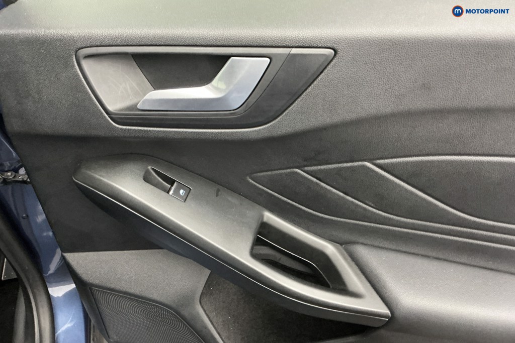 Ford Focus St-Line X Manual Petrol Hatchback - Stock Number (1610665) - 29th supplementary image