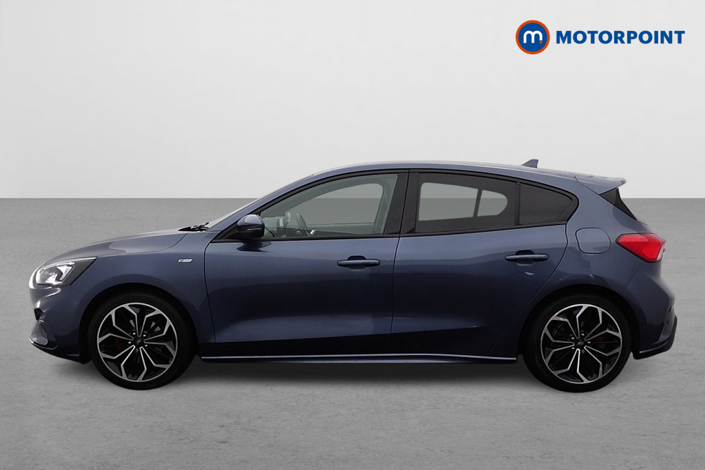 Ford Focus St-Line X Manual Petrol Hatchback - Stock Number (1610665) - Passenger side