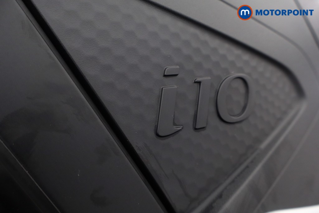 Hyundai I10 Advance Automatic Petrol Hatchback - Stock Number (1610677) - 32nd supplementary image