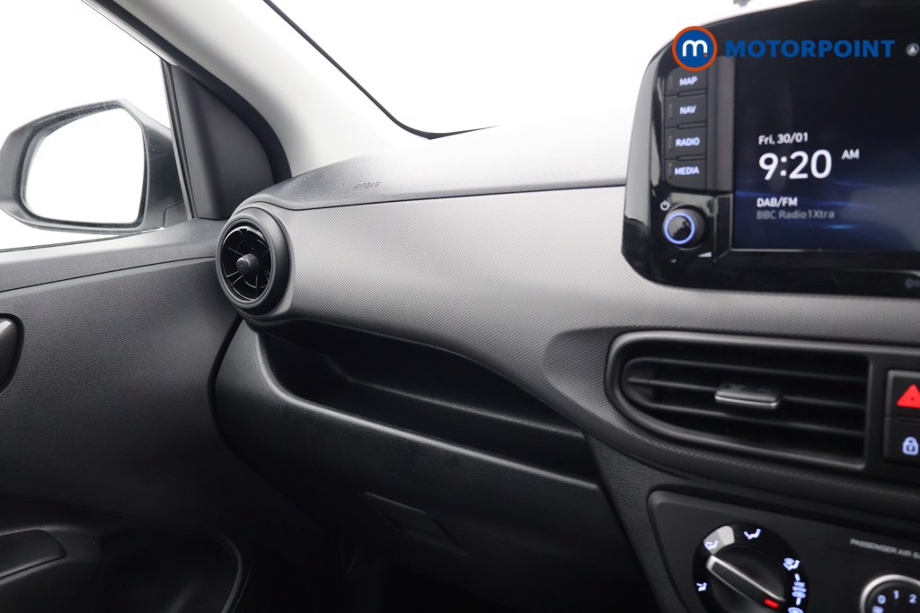 Hyundai I10 Advance Automatic Petrol Hatchback - Stock Number (1610689) - 10th supplementary image