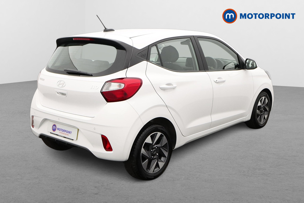 Hyundai I10 Advance Automatic Petrol Hatchback - Stock Number (1610689) - Drivers side rear corner