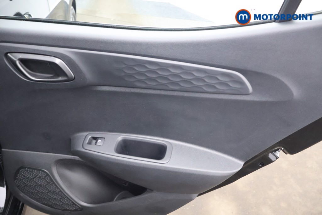 Hyundai I10 Advance Automatic Petrol Hatchback - Stock Number (1610691) - 16th supplementary image