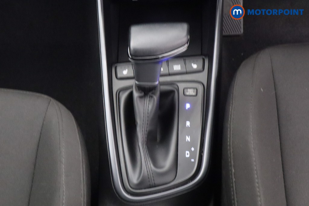 Hyundai I20 Premium Automatic Petrol Hatchback - Stock Number (1610733) - 4th supplementary image