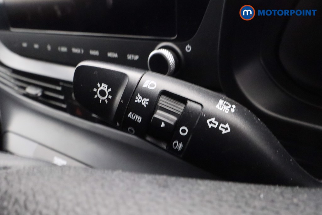 Hyundai I20 Premium Automatic Petrol Hatchback - Stock Number (1610733) - 16th supplementary image