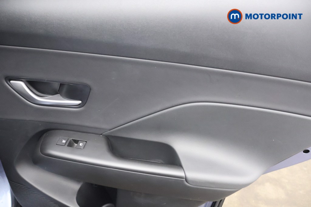 Hyundai Kona Ultimate Automatic Petrol-Electric Hybrid SUV - Stock Number (1610751) - 19th supplementary image