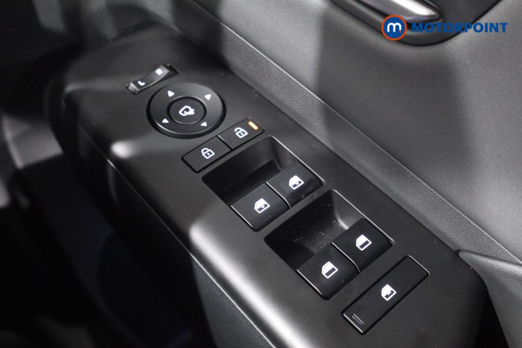 Hyundai Kona Ultimate Automatic Petrol-Electric Hybrid SUV - Stock Number (1610757) - 13th supplementary image