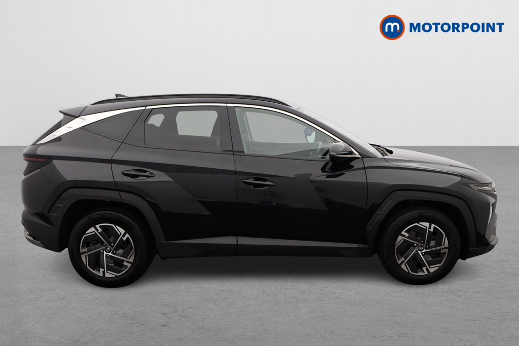 Hyundai Tucson Advance Manual Petrol SUV - Stock Number (1610835) - Drivers side