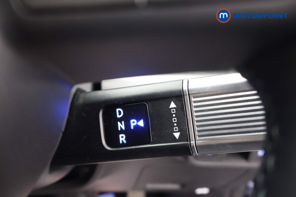 Hyundai Kona Ultimate Automatic Petrol-Electric Hybrid SUV - Stock Number (1610840) - 7th supplementary image