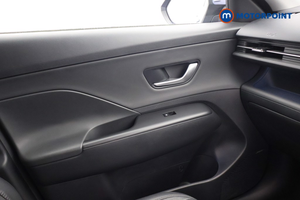 Hyundai Kona Ultimate Automatic Petrol-Electric Hybrid SUV - Stock Number (1610840) - 12th supplementary image