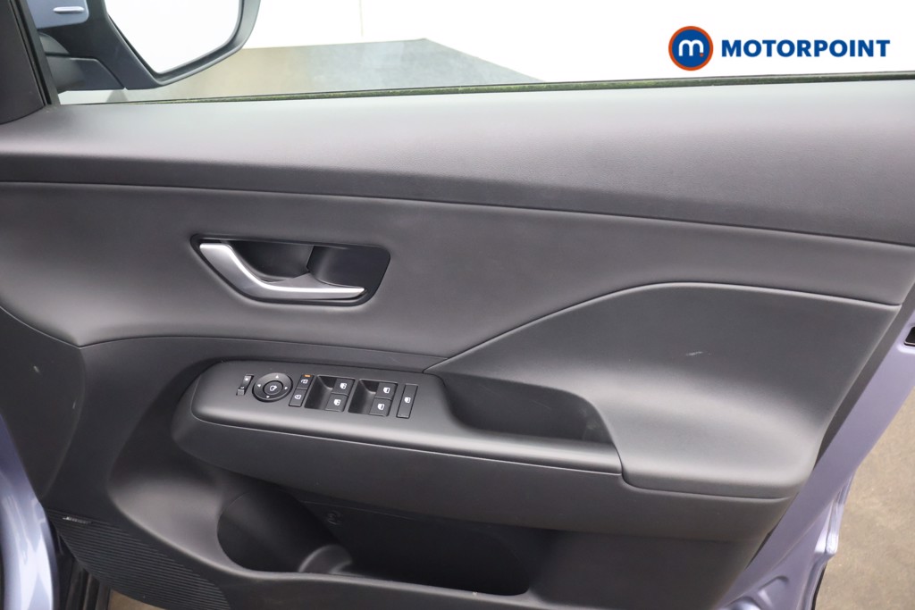 Hyundai Kona Ultimate Automatic Petrol-Electric Hybrid SUV - Stock Number (1610840) - 13th supplementary image