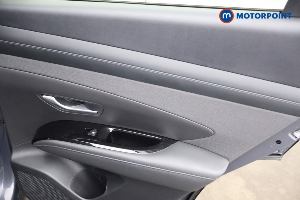 Hyundai Tucson Advance Manual Petrol SUV - Stock Number (1610928) - 17th supplementary image