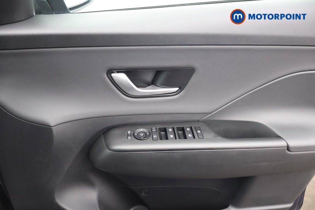 Hyundai Kona Ultimate Automatic Petrol-Electric Hybrid SUV - Stock Number (1610936) - 13th supplementary image