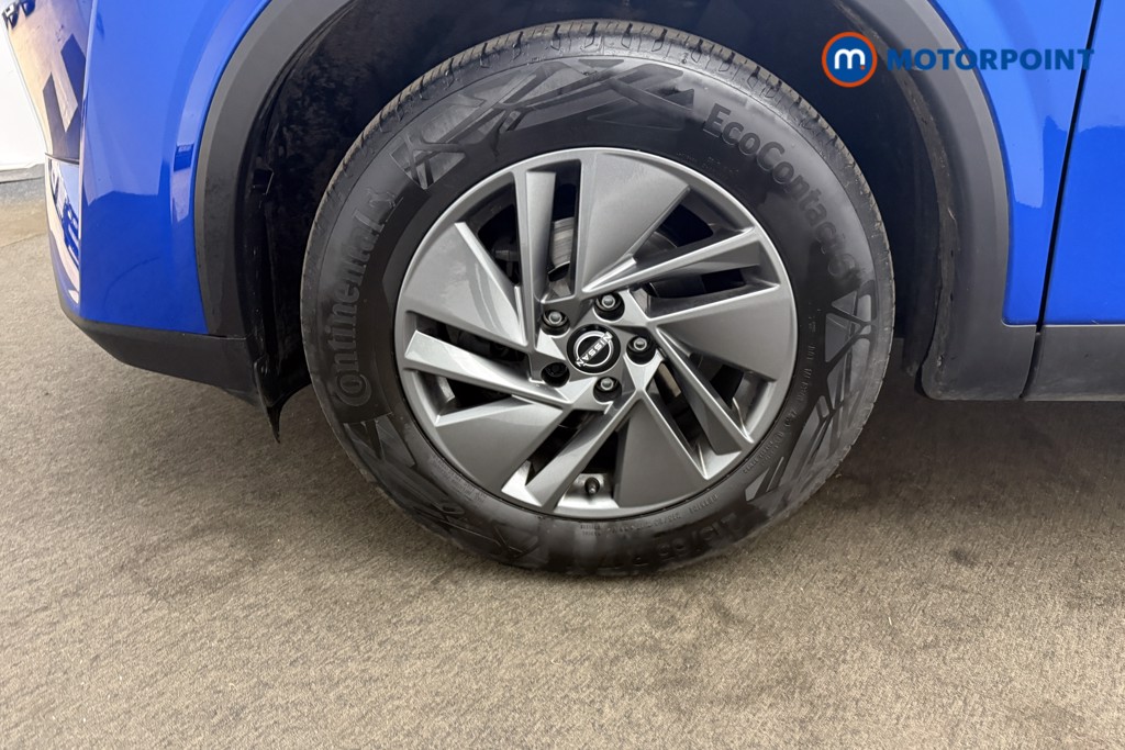 Nissan Qashqai Acenta Premium Manual Petrol SUV - Stock Number (1611120) - 24th supplementary image