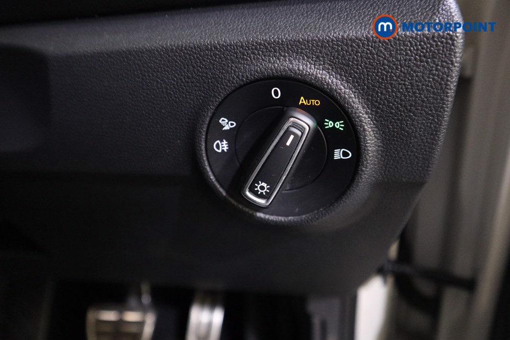 Volkswagen T-Roc R Automatic Petrol SUV - Stock Number (1611531) - 12th supplementary image