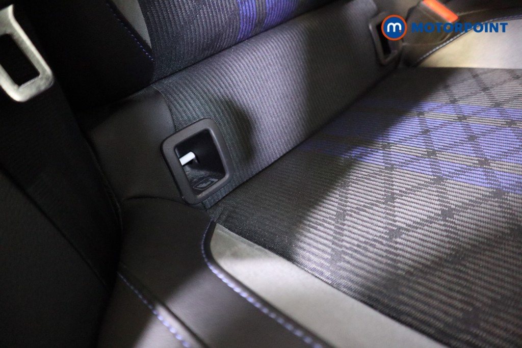 Volkswagen T-Roc R Automatic Petrol SUV - Stock Number (1611531) - 19th supplementary image