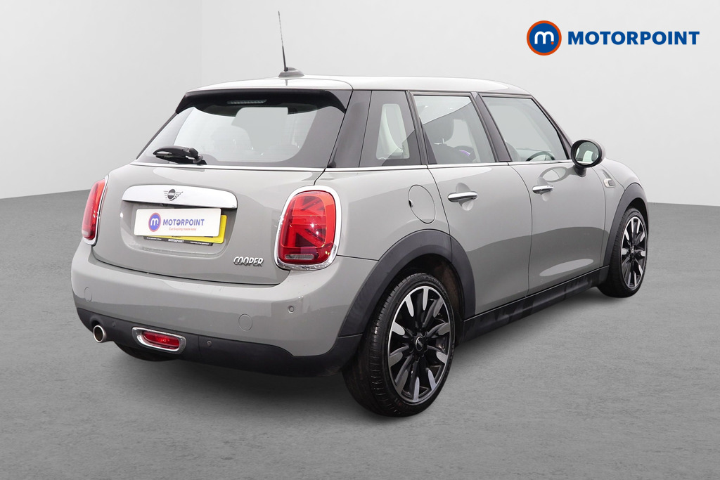 Mini Hatchback Cooper Exclusive Automatic Petrol Hatchback - Stock Number (1611563) - Drivers side rear corner