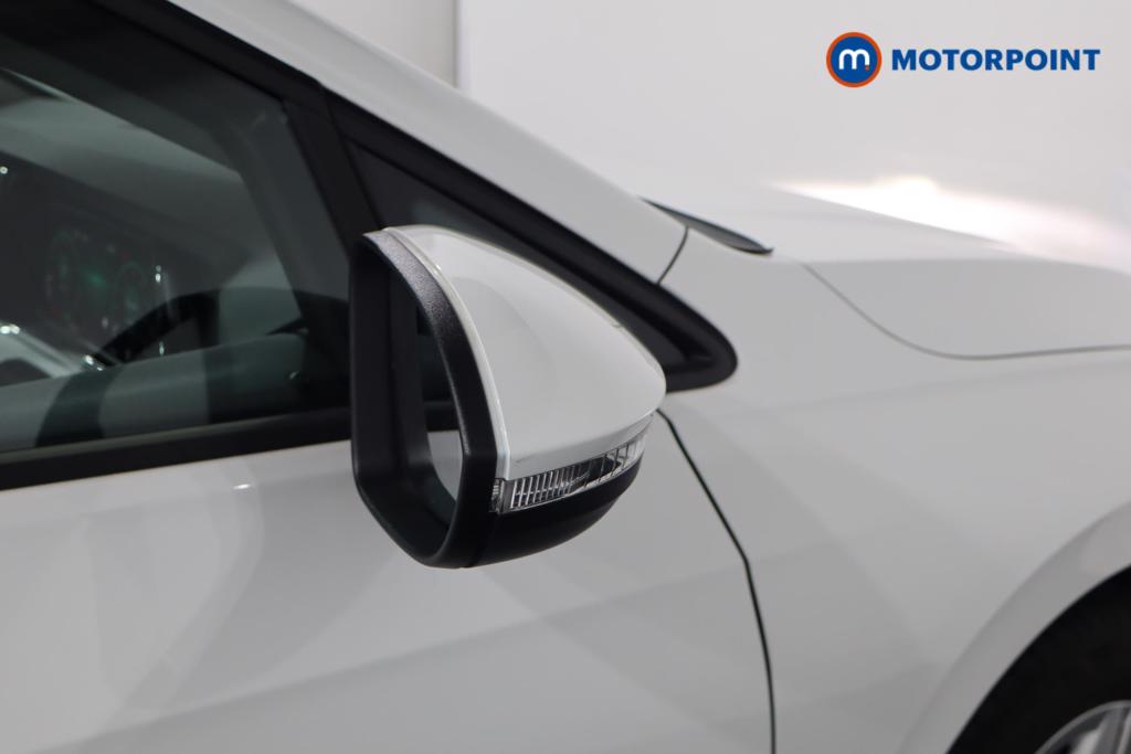 Volkswagen Golf Life Automatic Petrol Hatchback - Stock Number (1611576) - 14th supplementary image