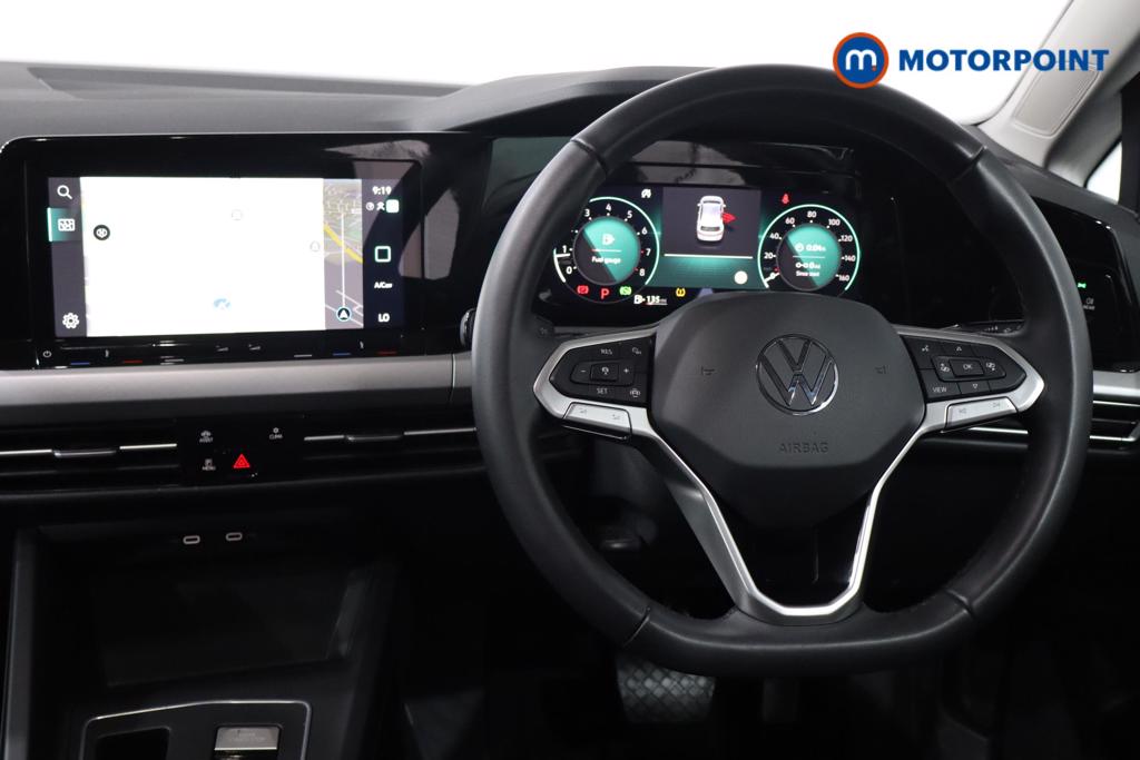 Volkswagen Golf Life Automatic Petrol Hatchback - Stock Number (1611576) - 1st supplementary image