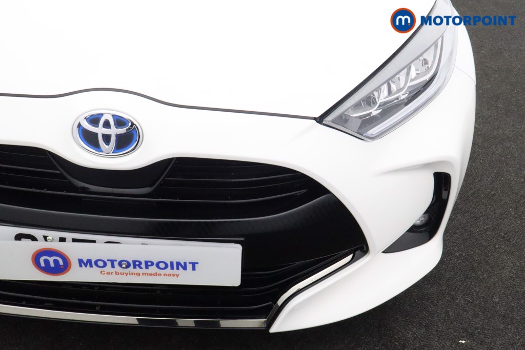 Toyota Yaris Dynamic Automatic Petrol-Electric Hybrid Hatchback - Stock Number (1611602) - 28th supplementary image