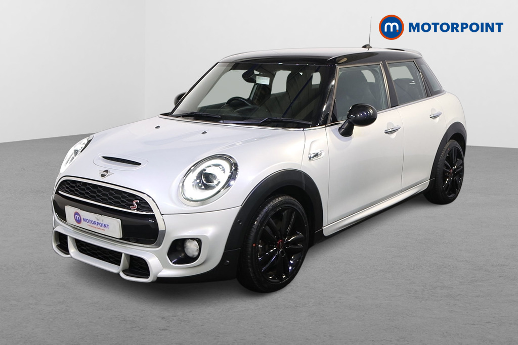 Mini Hatchback Cooper S Sport Manual Petrol Hatchback - Stock Number (1611604) - Passenger side front corner