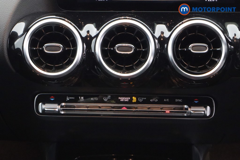 Mercedes-Benz GLA Amg Line Automatic Petrol SUV - Stock Number (1611615) - 3rd supplementary image