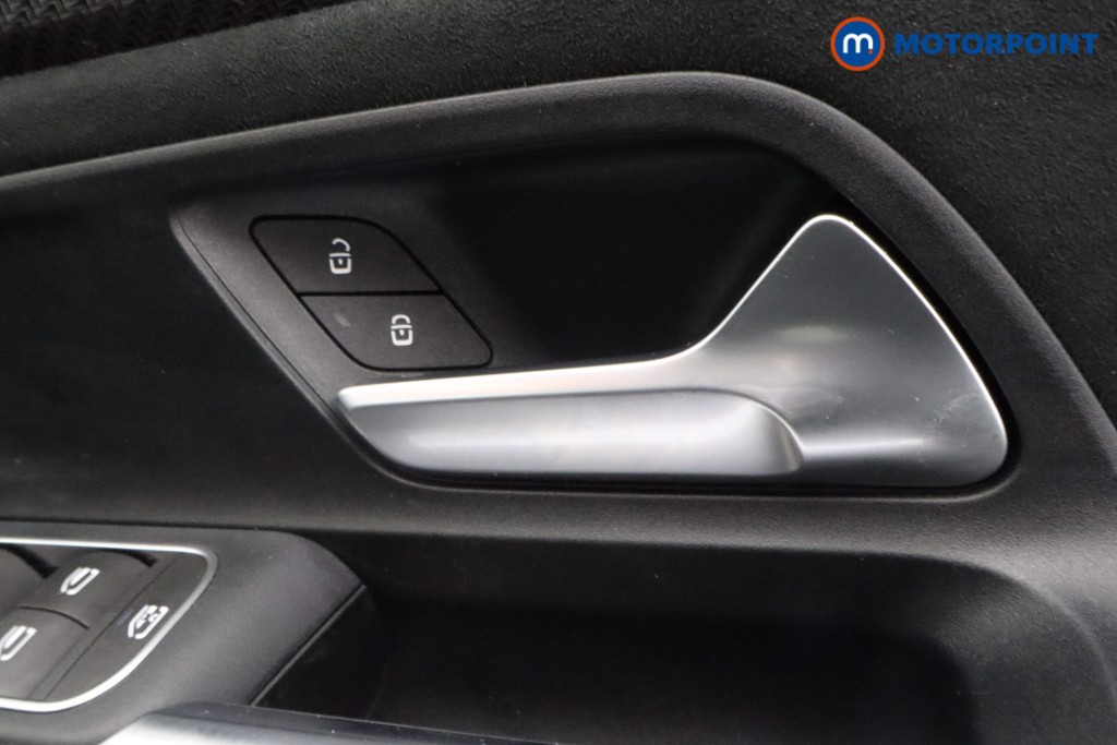 Mercedes-Benz GLA Amg Line Automatic Petrol SUV - Stock Number (1611615) - 20th supplementary image