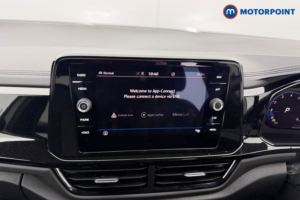 Volkswagen T-Roc R-Line Automatic Petrol SUV - Stock Number (1611826) - 2nd supplementary image