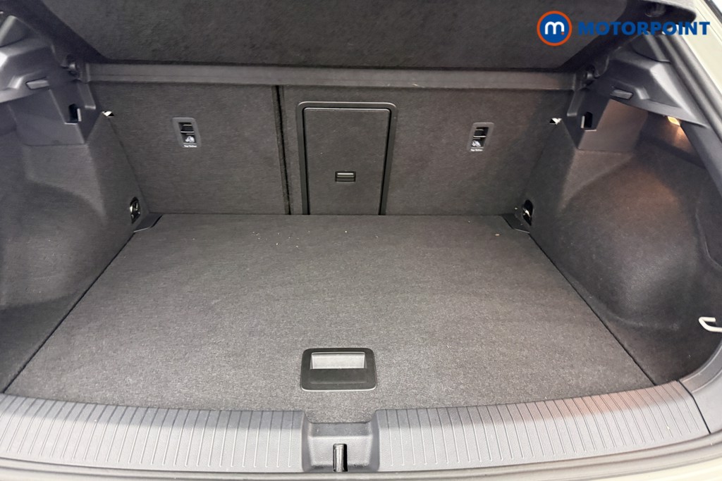 Volkswagen T-Roc R-Line Automatic Petrol SUV - Stock Number (1611826) - 22nd supplementary image