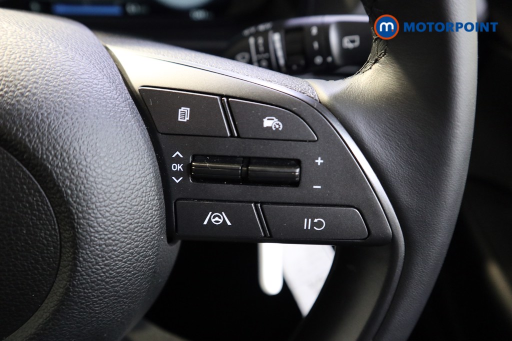 Hyundai I20 Advance Manual Petrol Hatchback - Stock Number (1611855) - 4th supplementary image