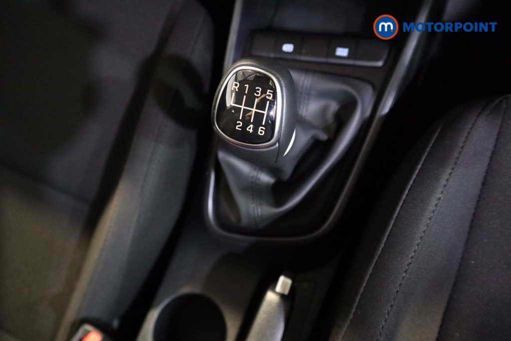 Hyundai I20 Advance Manual Petrol Hatchback - Stock Number (1611855) - 10th supplementary image